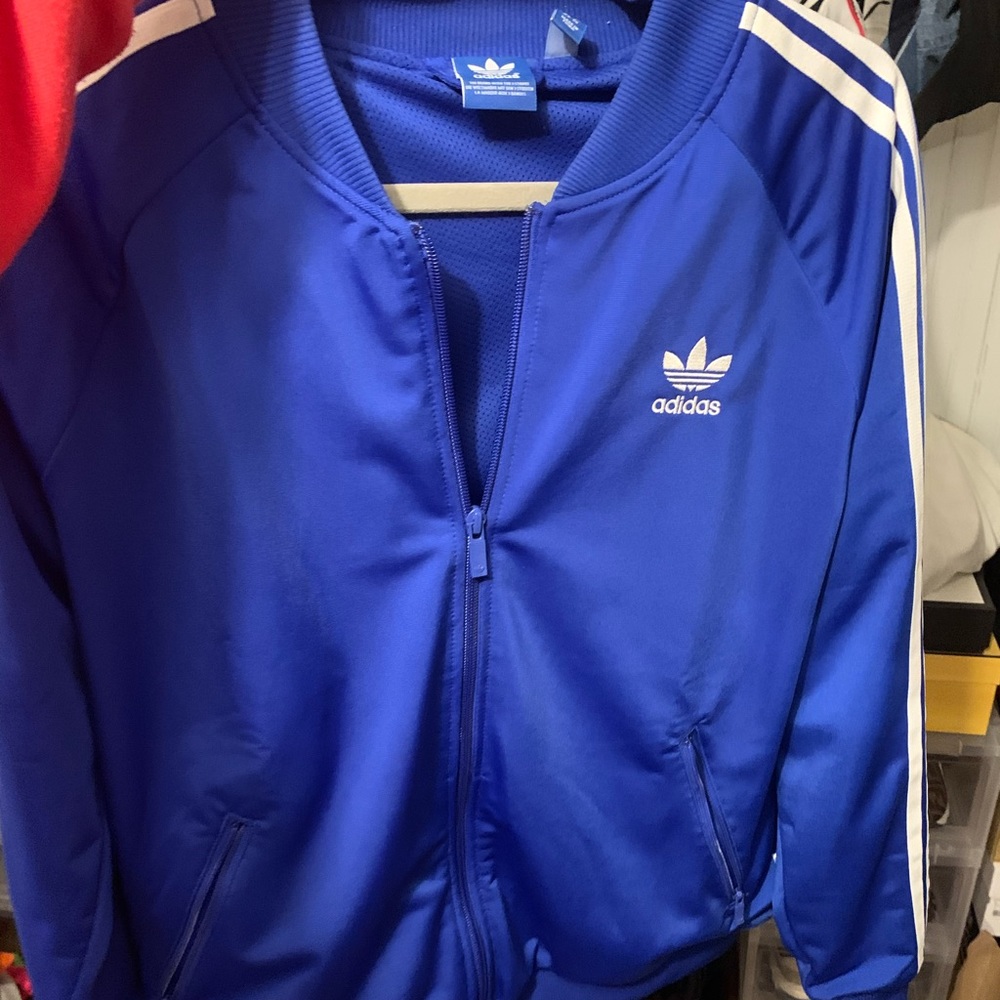 Adidas originals jacket. Size large.